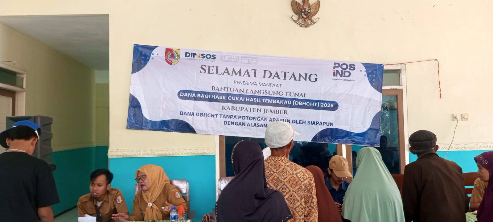 Penyaluran Bantuan Langsung Tunai (DBHCHT) Desa Arjasa — Darsono Kecamatan Arjasa Kabupaten Jember 2025