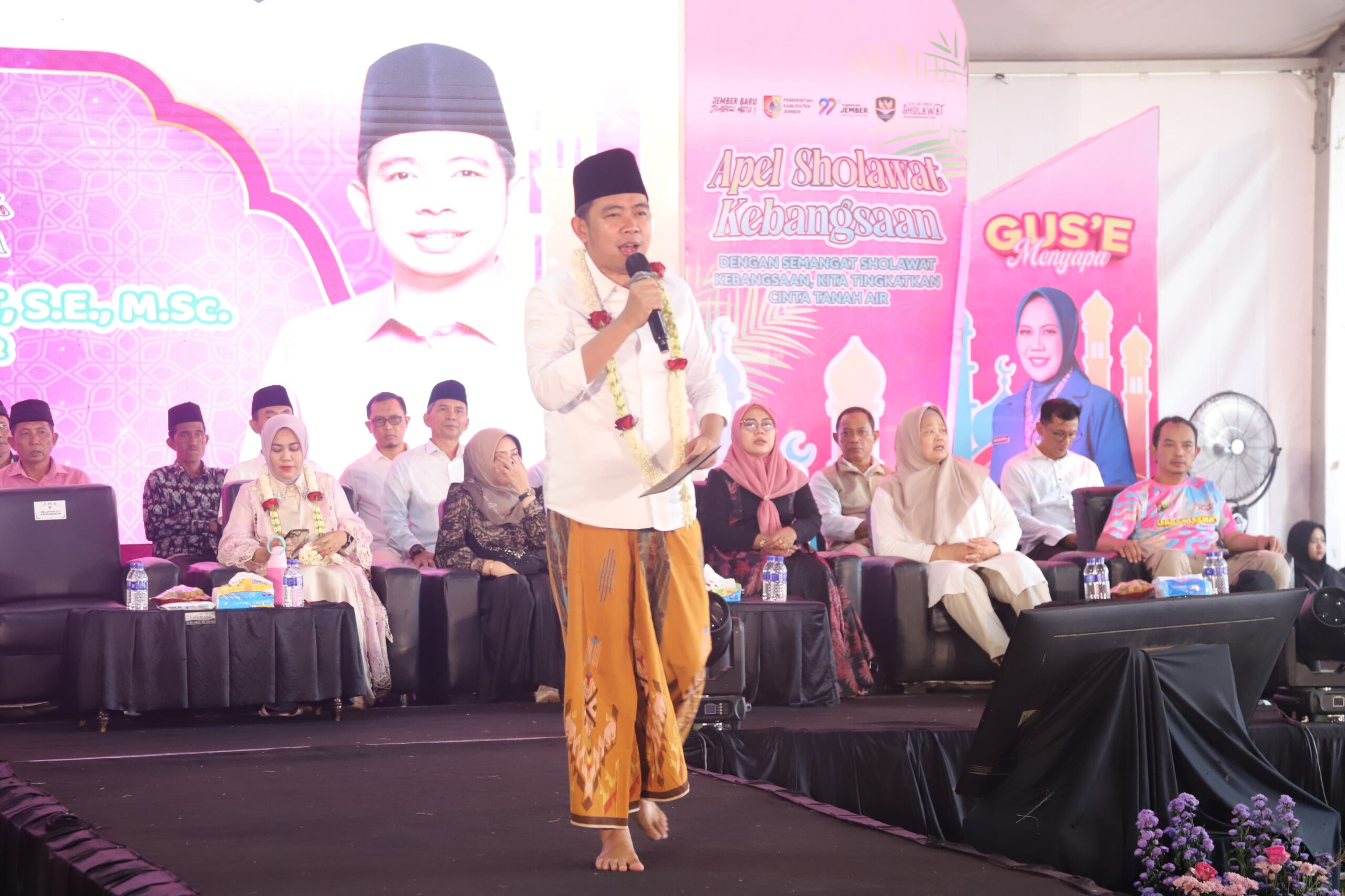 Sholawat Kebangsaan di Suger Kidul, Gus Fawait Tegaskan Komitmen Beasiswa Hingga Luar Negeri untuk Tingkatkan SDM Jember