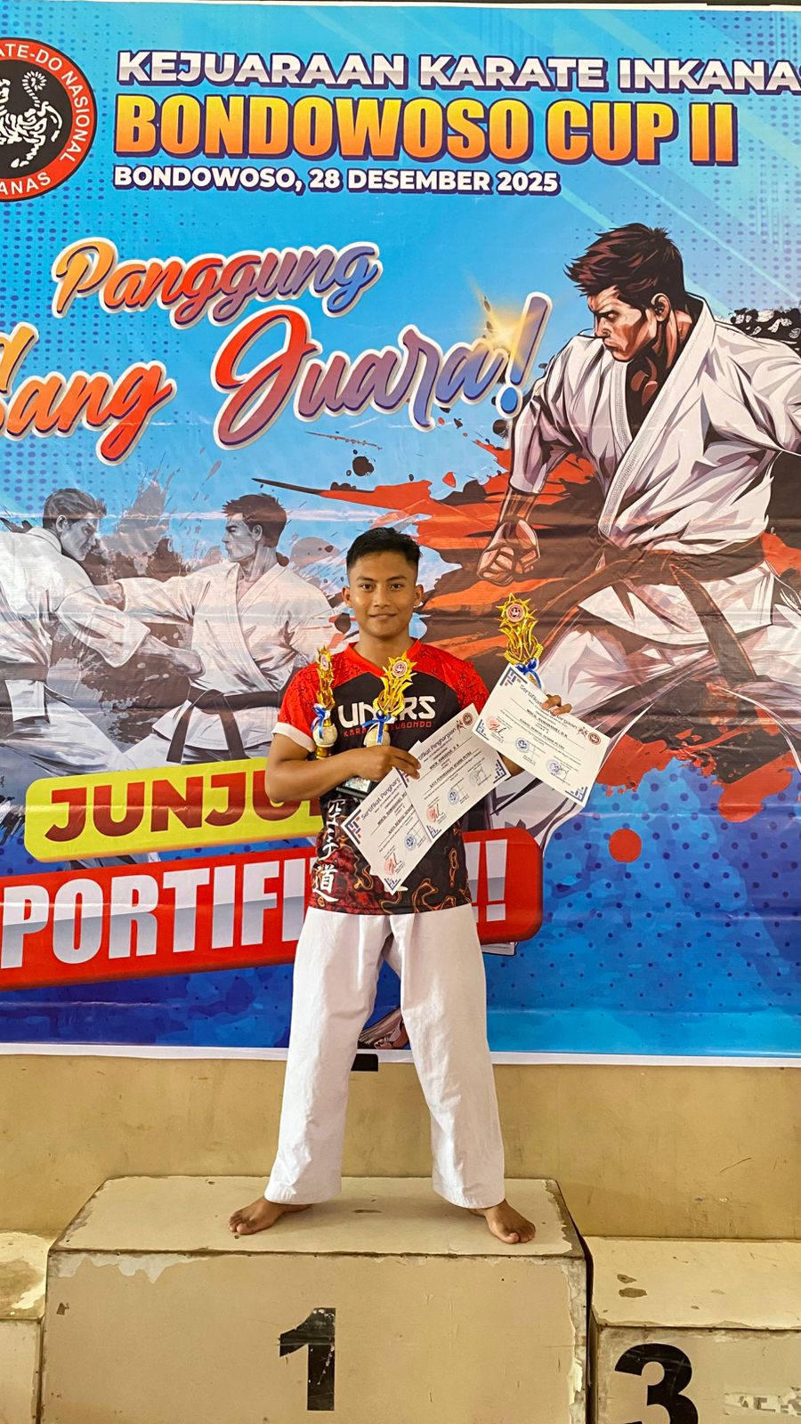 Harumkan Nama Keluarga, Danielo Katili Sabet Juara 1 Karate Inkanas dalam Ajang Bondowoso Cup II