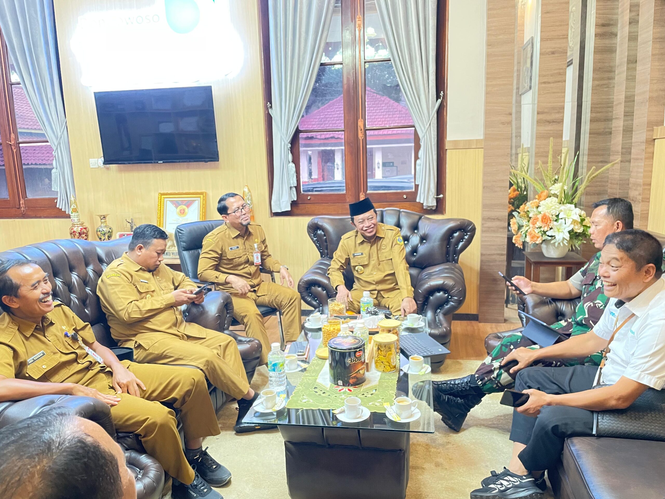 Sinergi Perhutani, Pemkab, dan TNI dalam Persiapan Prasarana Koperasi Desa Merah Putih di Bondowoso