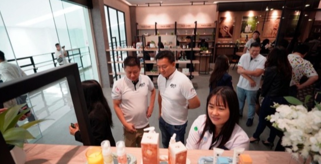 Srikandi Brilian Asal Tulungagung Bangun Pabrik Kosmetik Kelas Dunia