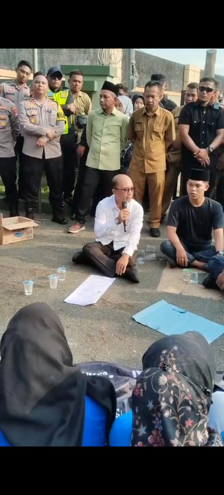DPRD Probolinggo Terima Dengan Baik Aspirasi 51 Anggota PMII, Tambang Ilegal hingga UMR Masuk Pembahasan Bersama
