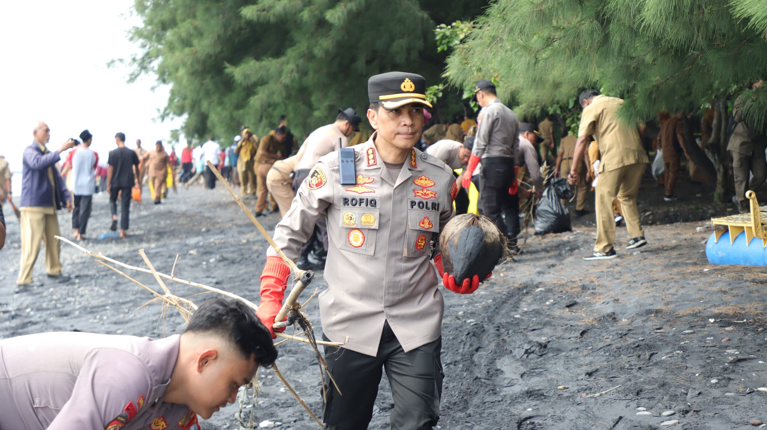 Polresta Banyuwangi Wujudkan Wisata Aman dan Resik Melalui Gerakan Banyuwangi Asro