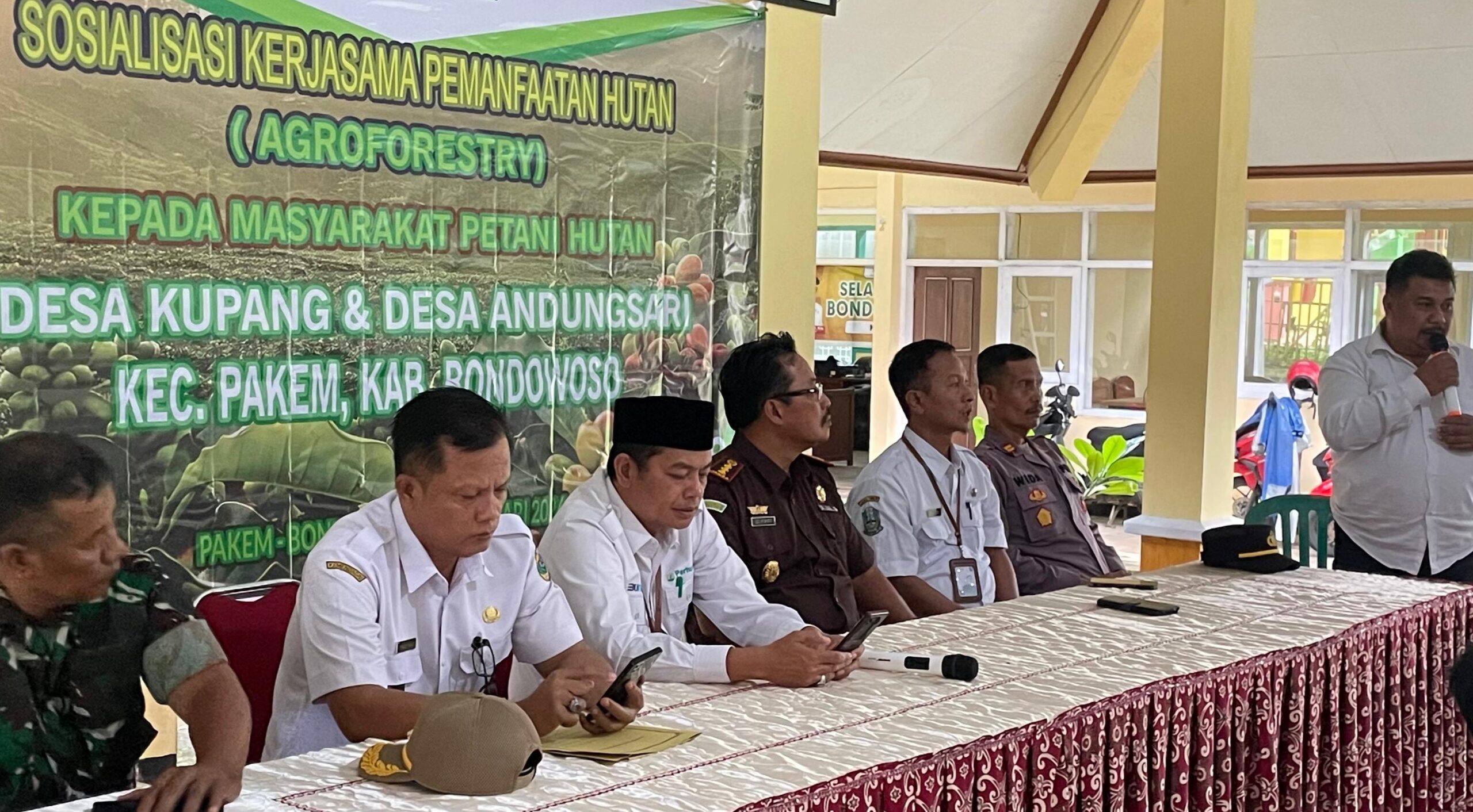 Perum Perhutani Jalin Kerjasama Dengan Kejaksaan Negeri Bondowoso Adakan Sosialisasi dan Perjanjian Kerjasama Pemanfaatan Hutan Bertempat di Kec.Pakem