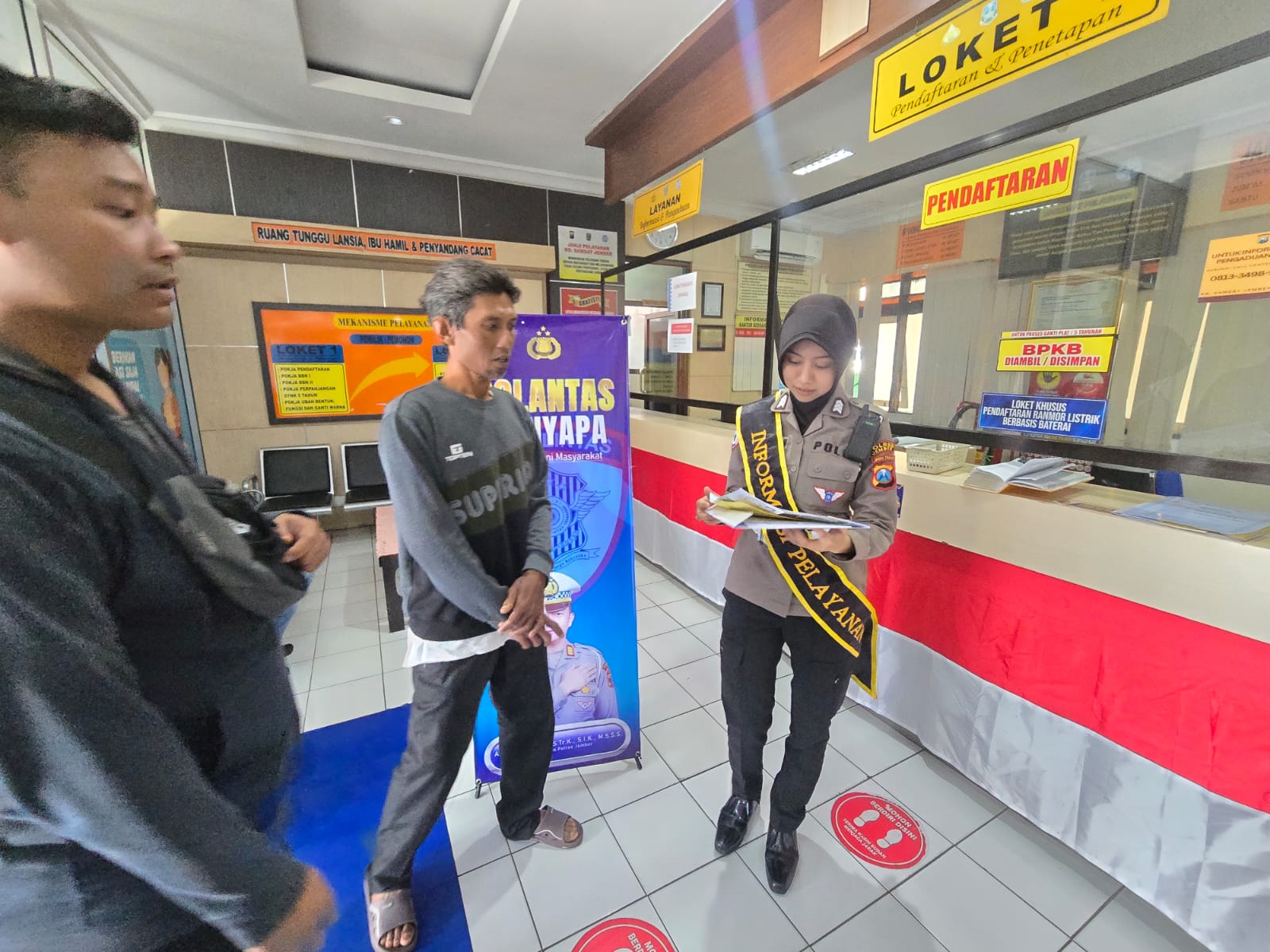 Kantor Samsat kaliwates Layanan Publik yang Cepat – Transparan dan Humanis Lewat Program Polantas Menyapa