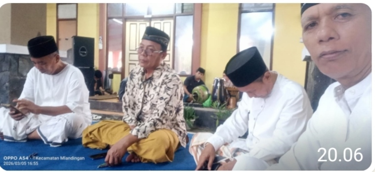GEMA SHOLAWAT NARIYAH dan Spirit “AREN MLANDINGAN” Warnai Buka Bersama di Kecamatan Mlandingan. ++++