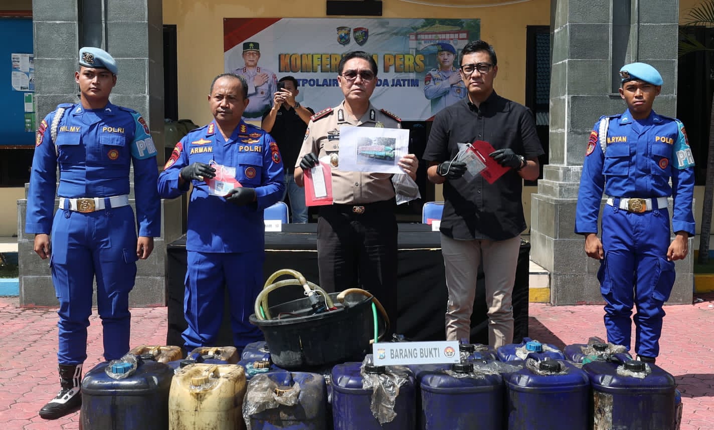 Polda Jatim Gagalkan Penyelundupan Solar Subsidi ke Kalimantan, Tersangka Asal Blora Diamankan