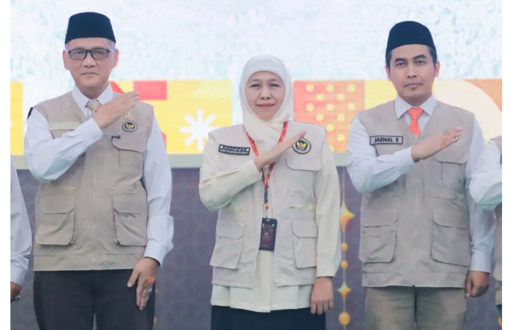 Menteri Haji dan Umrah Resmi Melantik Gubernur Khofifah Sebagai Koordinator PPIH Embarkasi Surabaya 2026