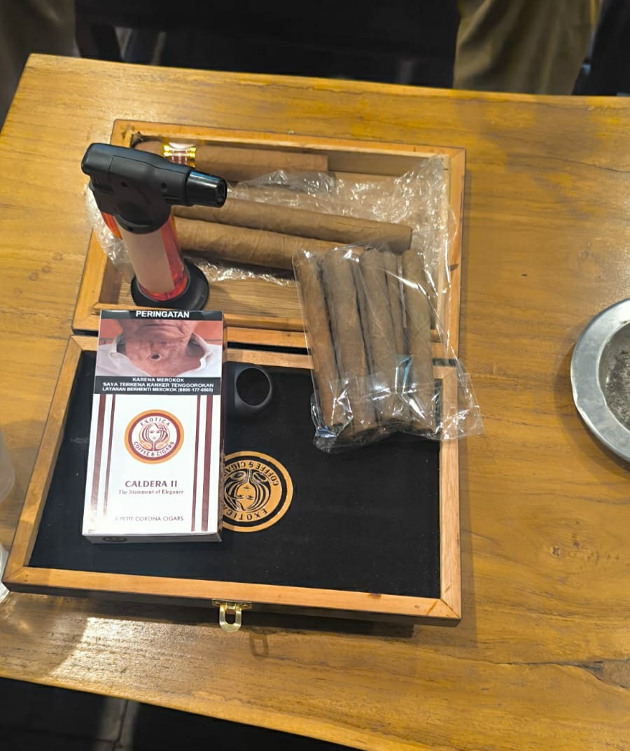Inovasi Baru dari Gen Z Bondowoso, Diam-Diam Membantu Menaikkan Pendapatan Kabupaten Bondowoso dengan Memproduksi Rokok Cerutu Khas Bondowoso